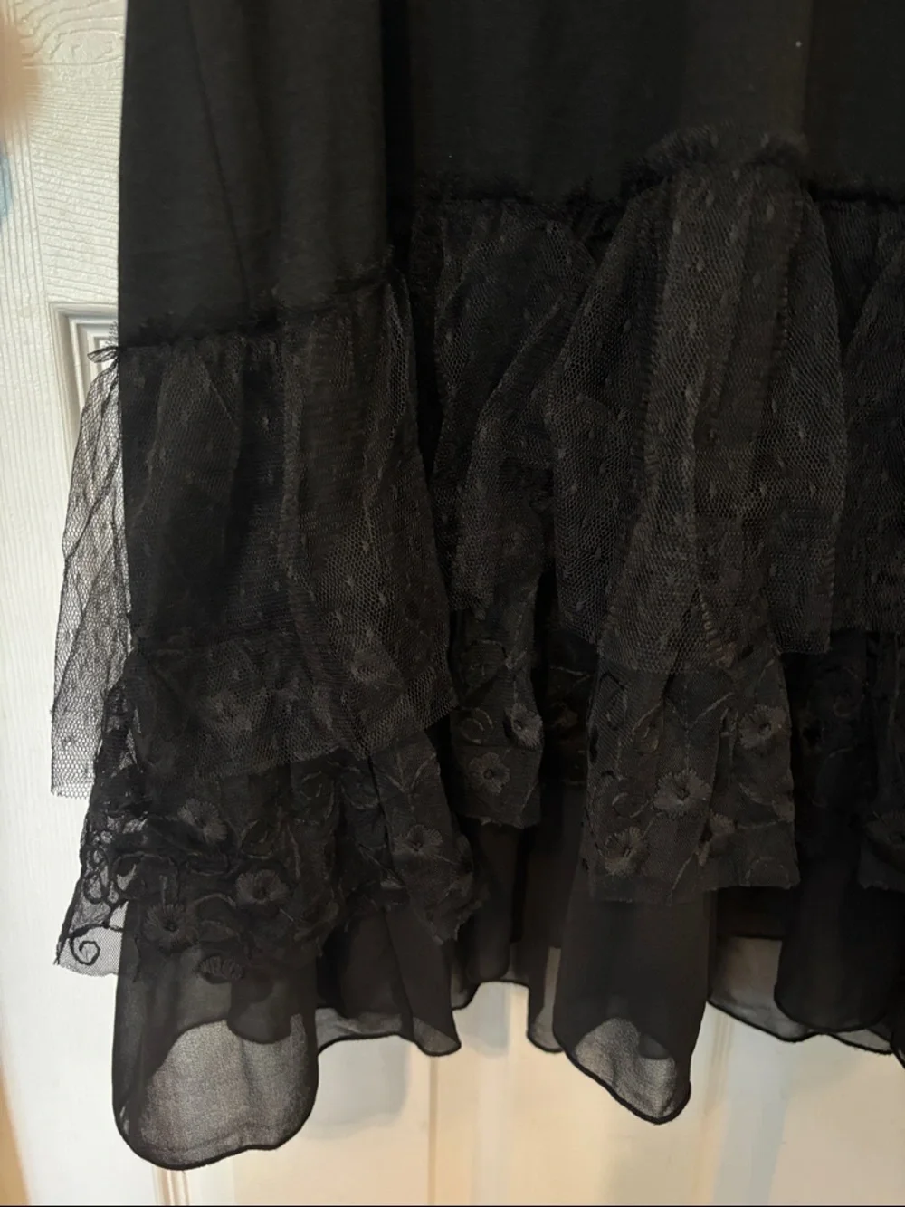 Black Spaghetti Strap Ruffle Hem Dress / Dress Extender. Size 1X - Picture 2 of 9